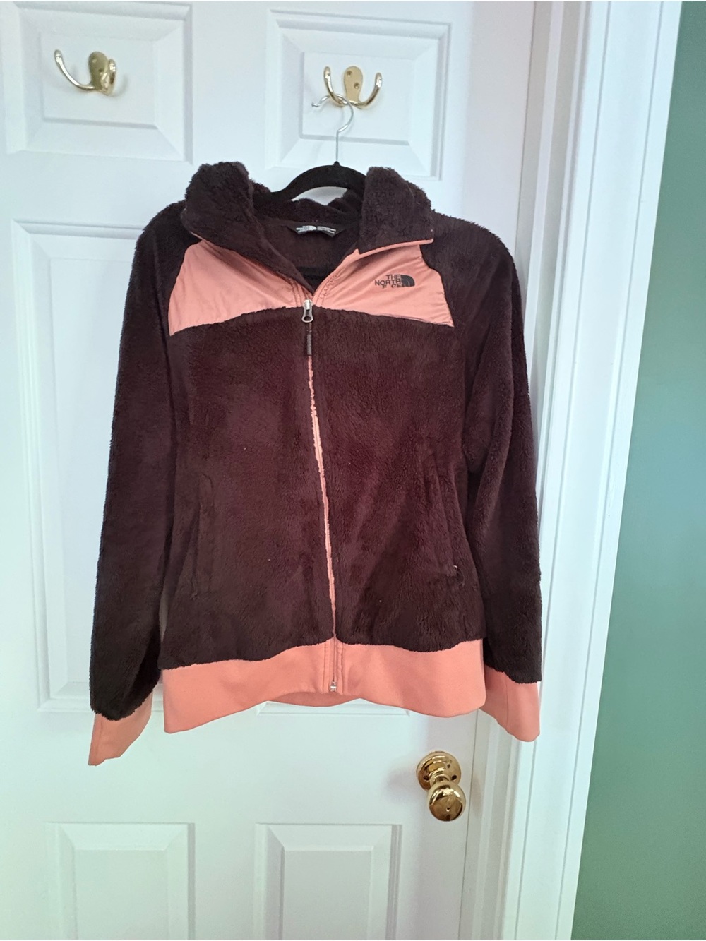 The North Face Women's black & Pink Fleece Jacket
